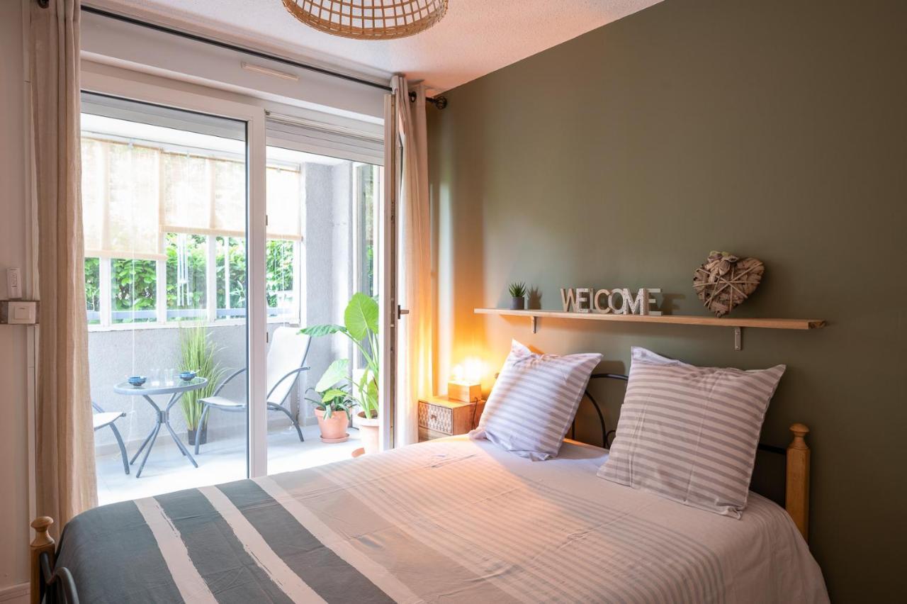 Idéal Couple Jacuzzi Et Jolie Cour Intérieure Appartement